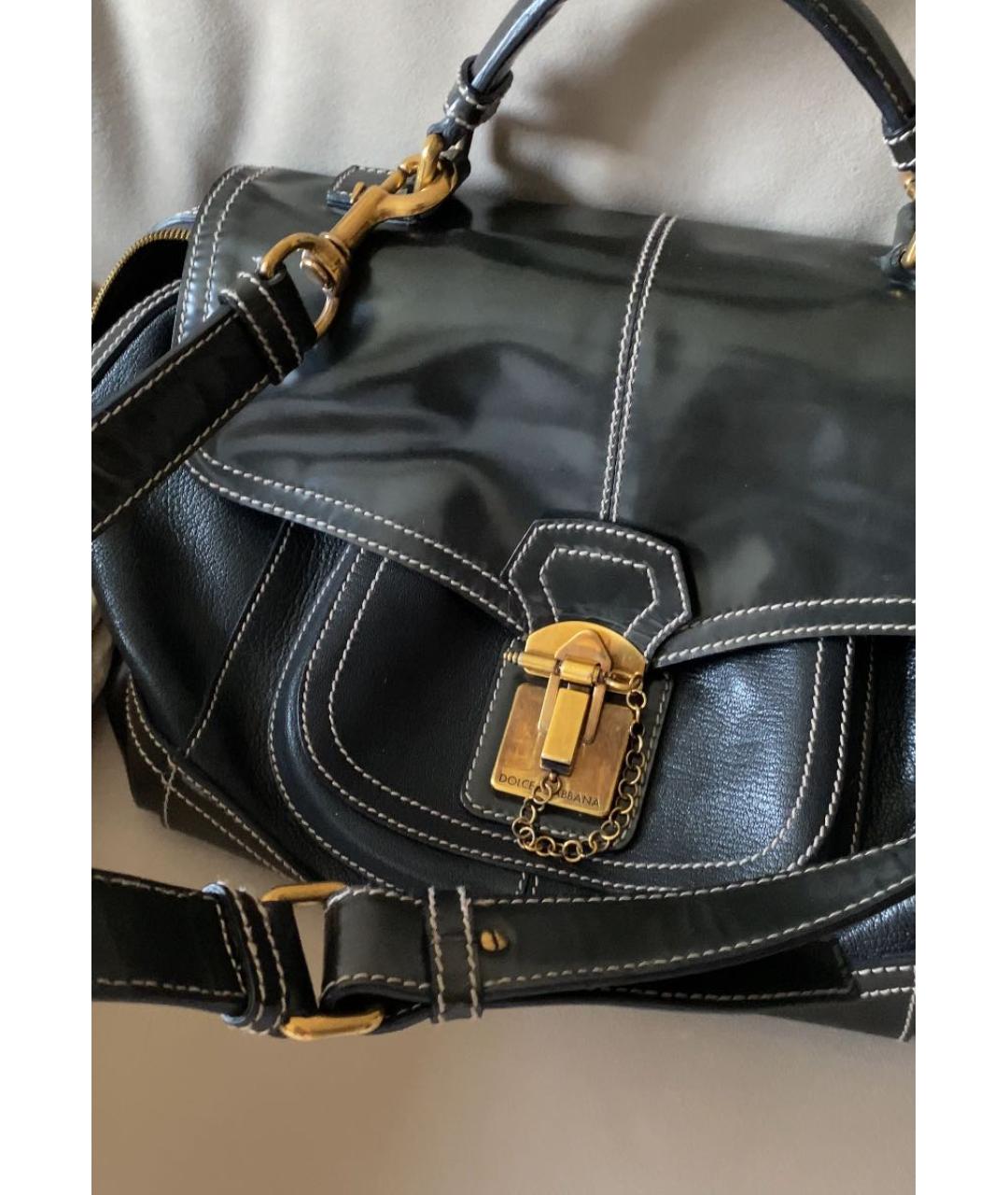 DOLCE&GABBANA Черная сумка с короткими ручками из лакированной кожи, фото 8