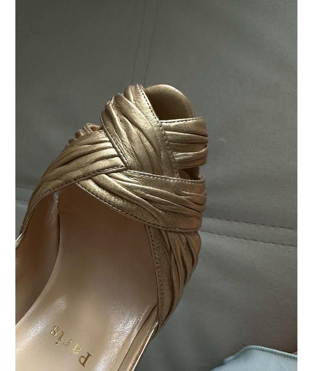 CHRISTIAN LOUBOUTIN Золотые кожаные туфли, фото 6