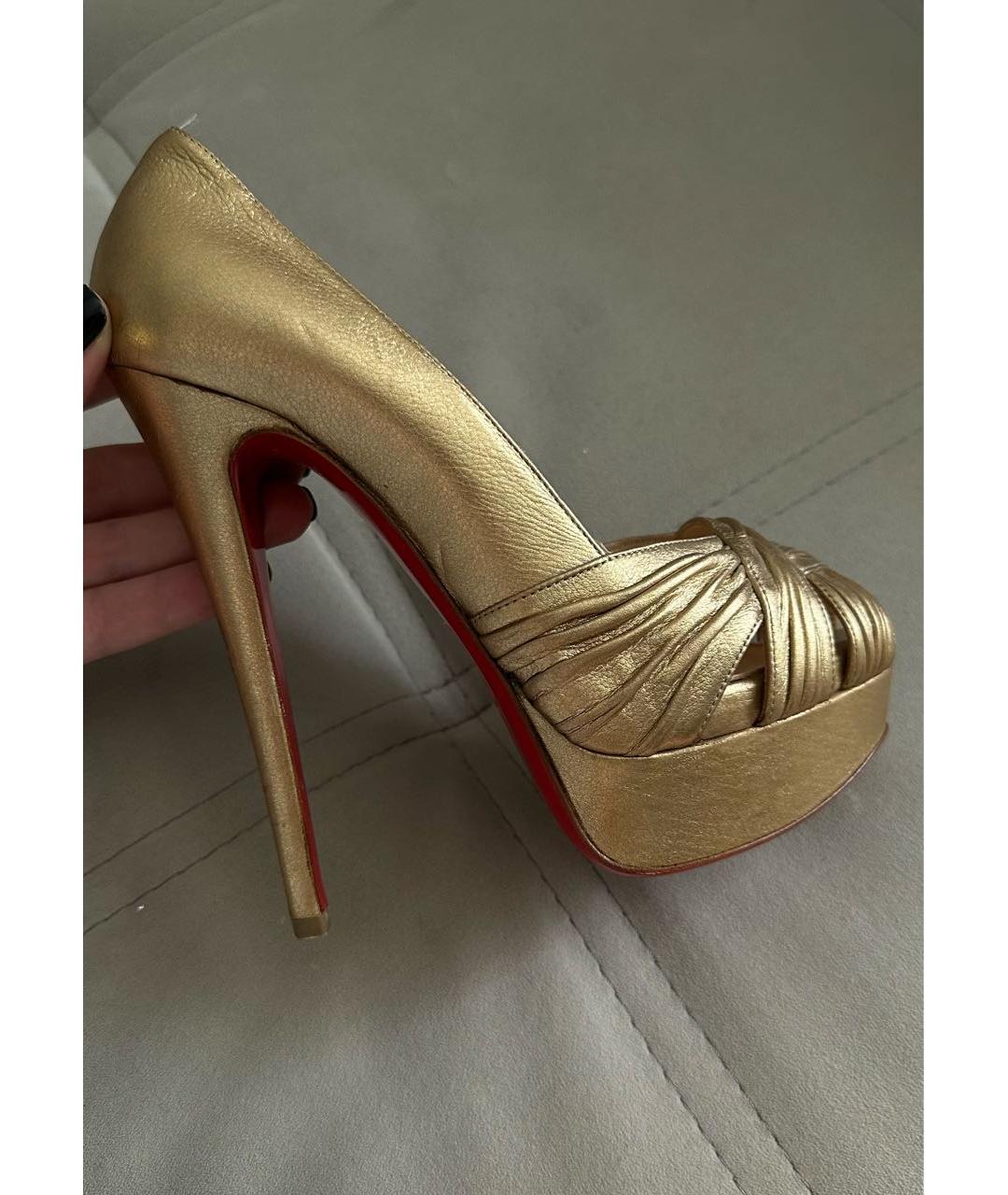 CHRISTIAN LOUBOUTIN Золотые кожаные туфли, фото 5