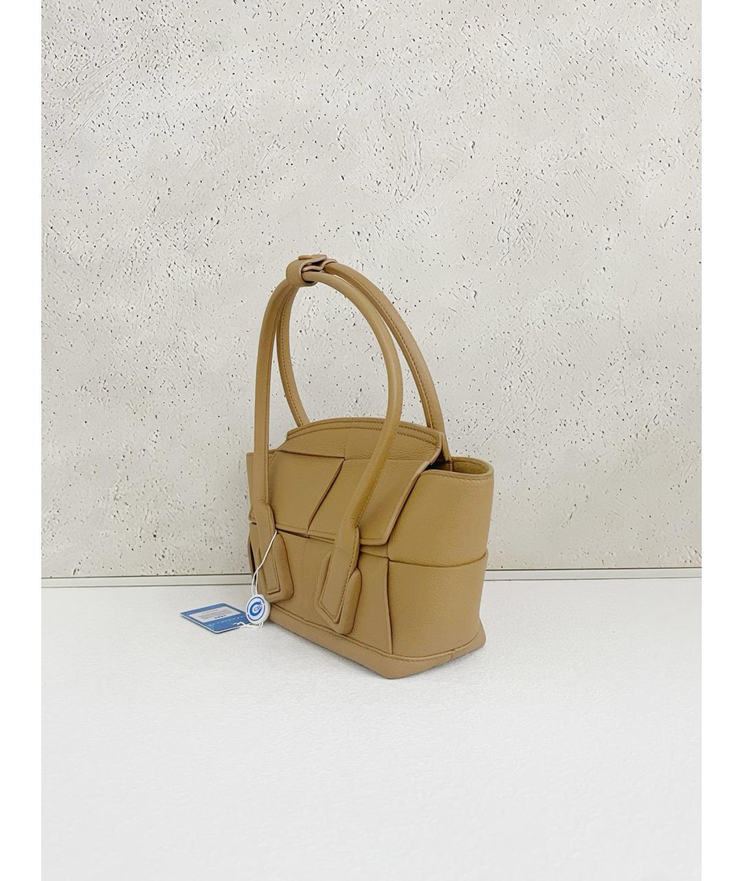 BOTTEGA VENETA Бежевая кожаная сумка тоут, фото 4