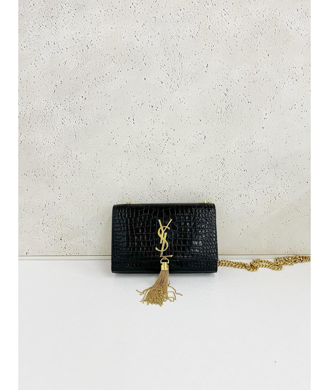 SAINT LAURENT Черная сумка через плечо из лакированной кожи, фото 10