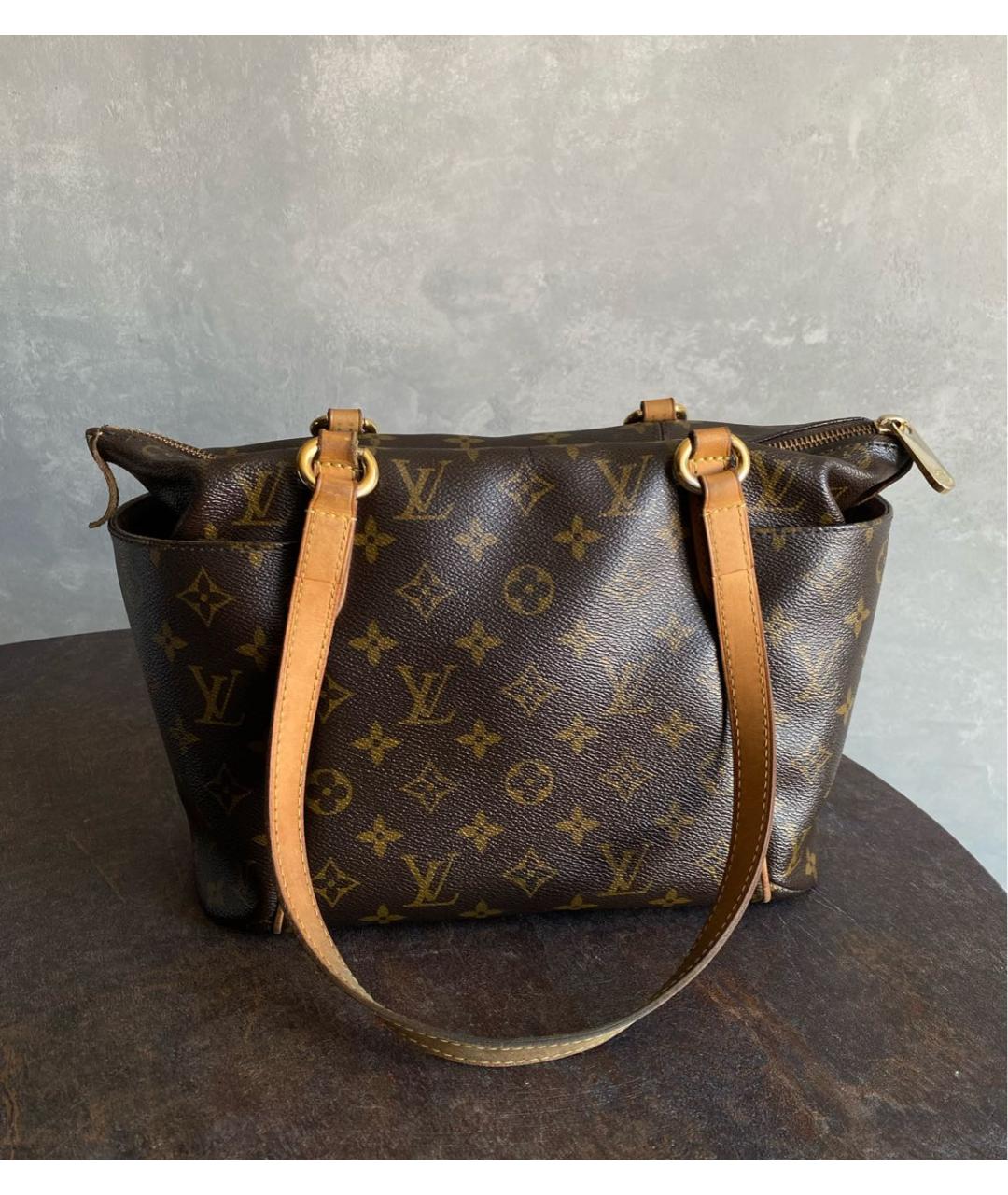 LOUIS VUITTON Коричневая сумка тоут, фото 3