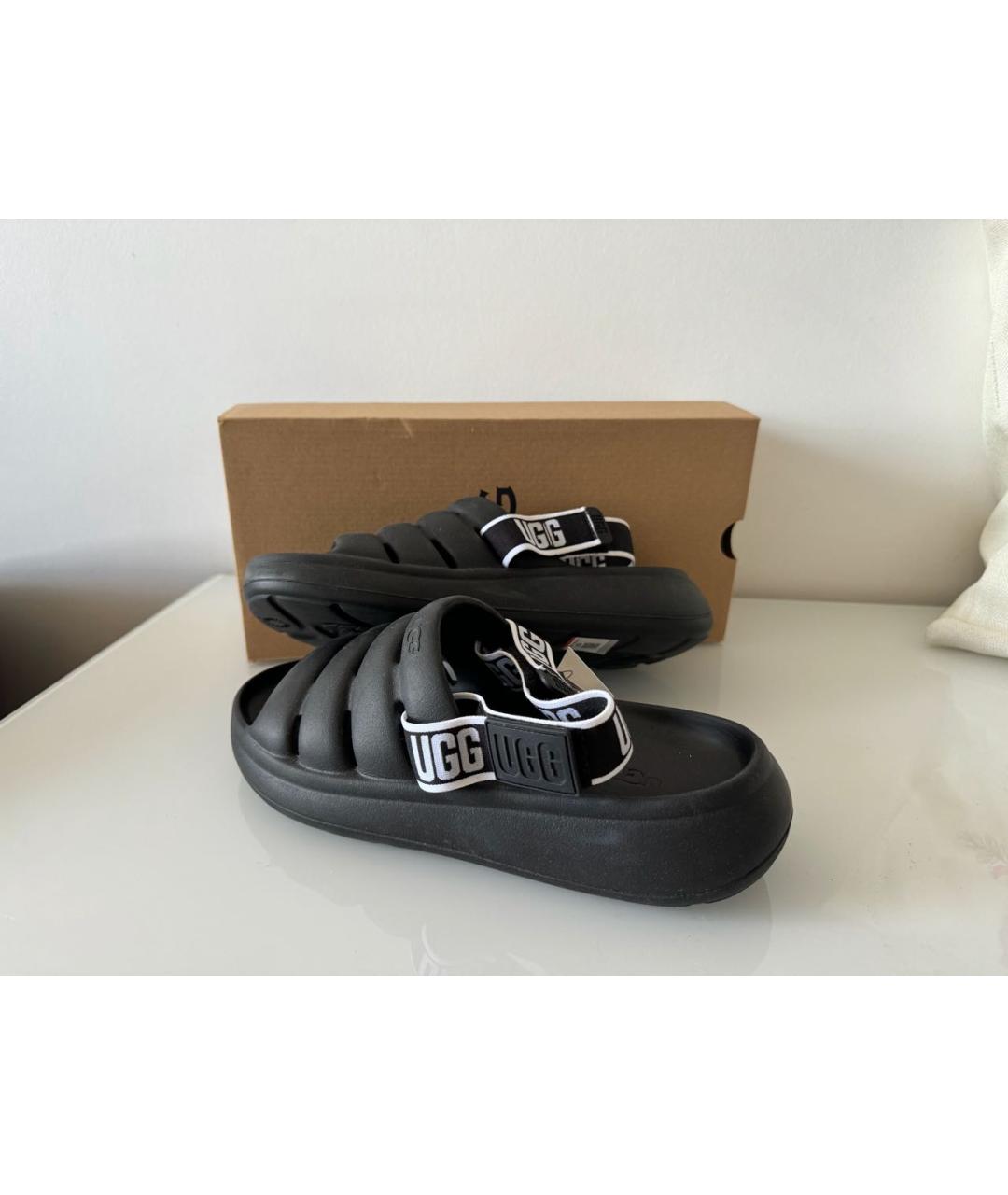 UGG AUSTRALIA Черные синтетические сандалии, фото 2