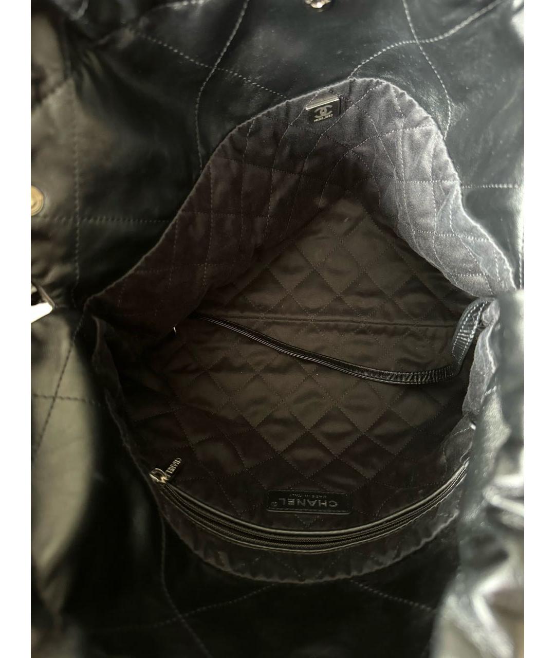 CHANEL Черная кожаная сумка через плечо, фото 7