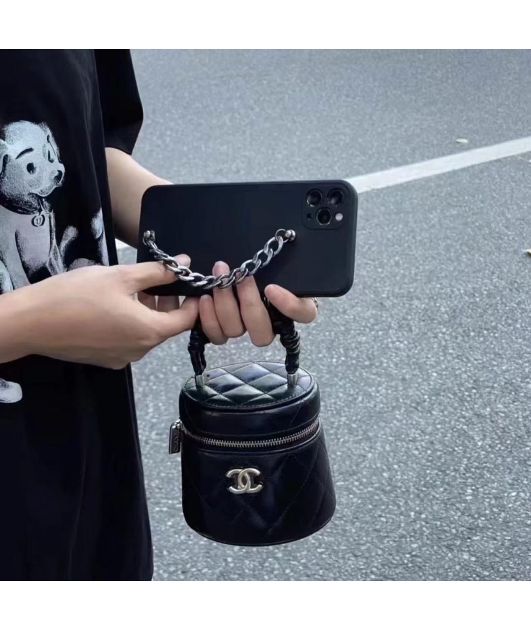 CHANEL Черная кожаная сумка с короткими ручками, фото 9