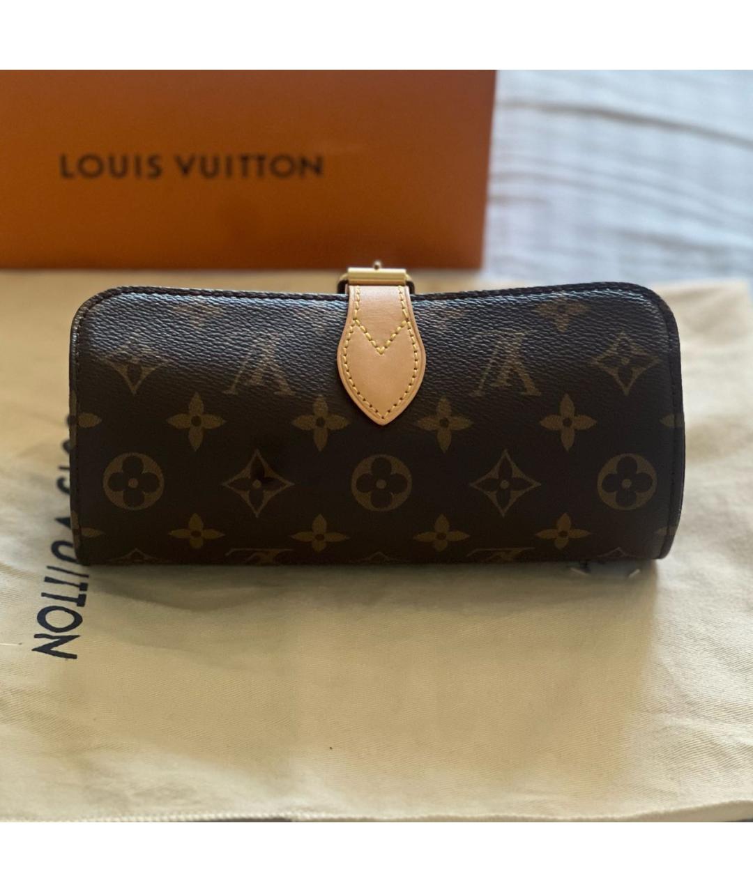 LOUIS VUITTON Коричневая косметичка, фото 3