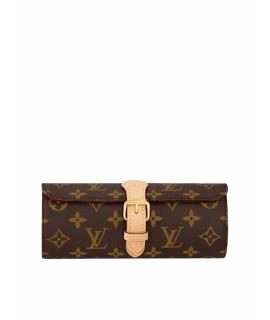 LOUIS VUITTON Косметичка