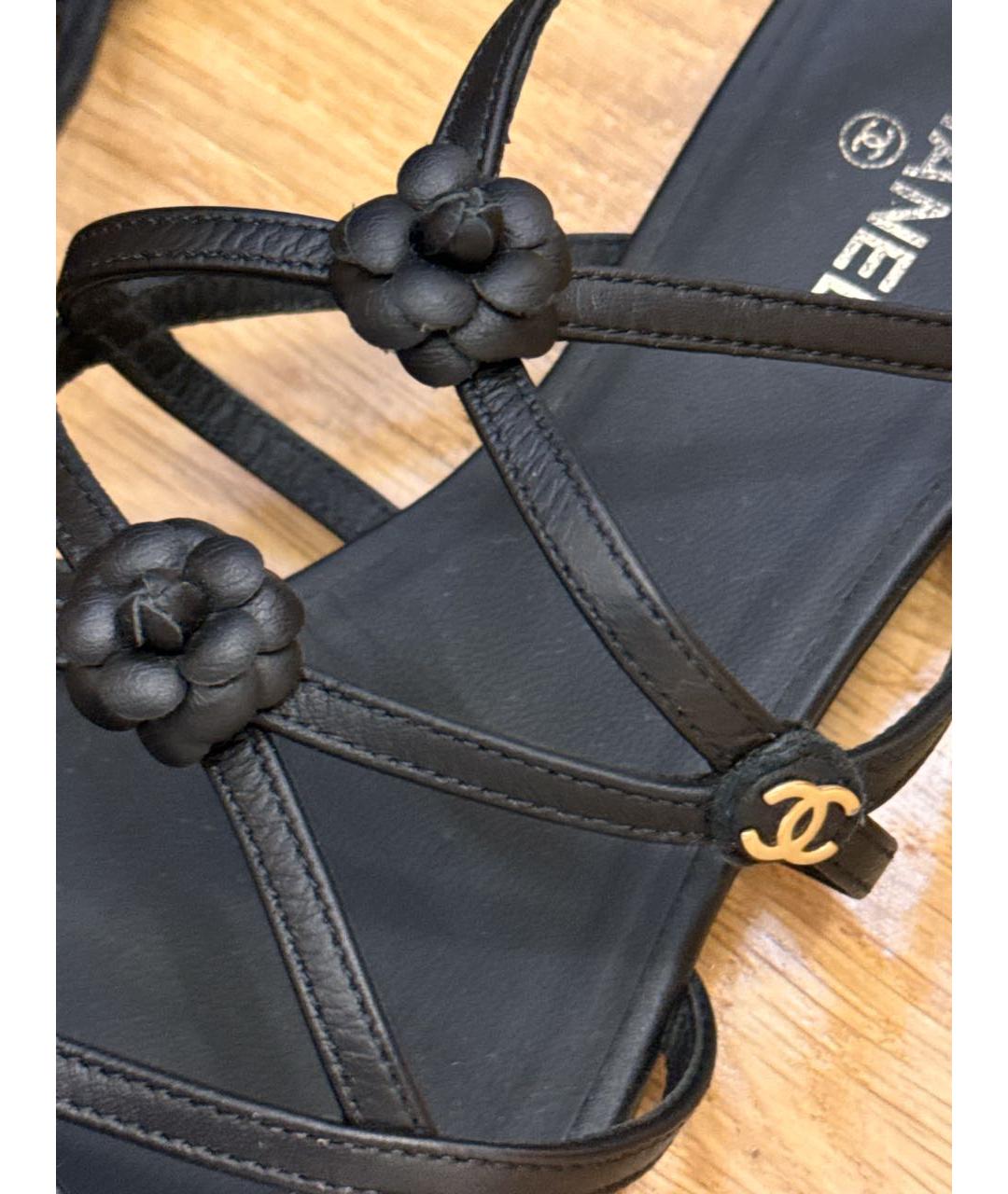 CHANEL Черные кожаные сандалии, фото 3