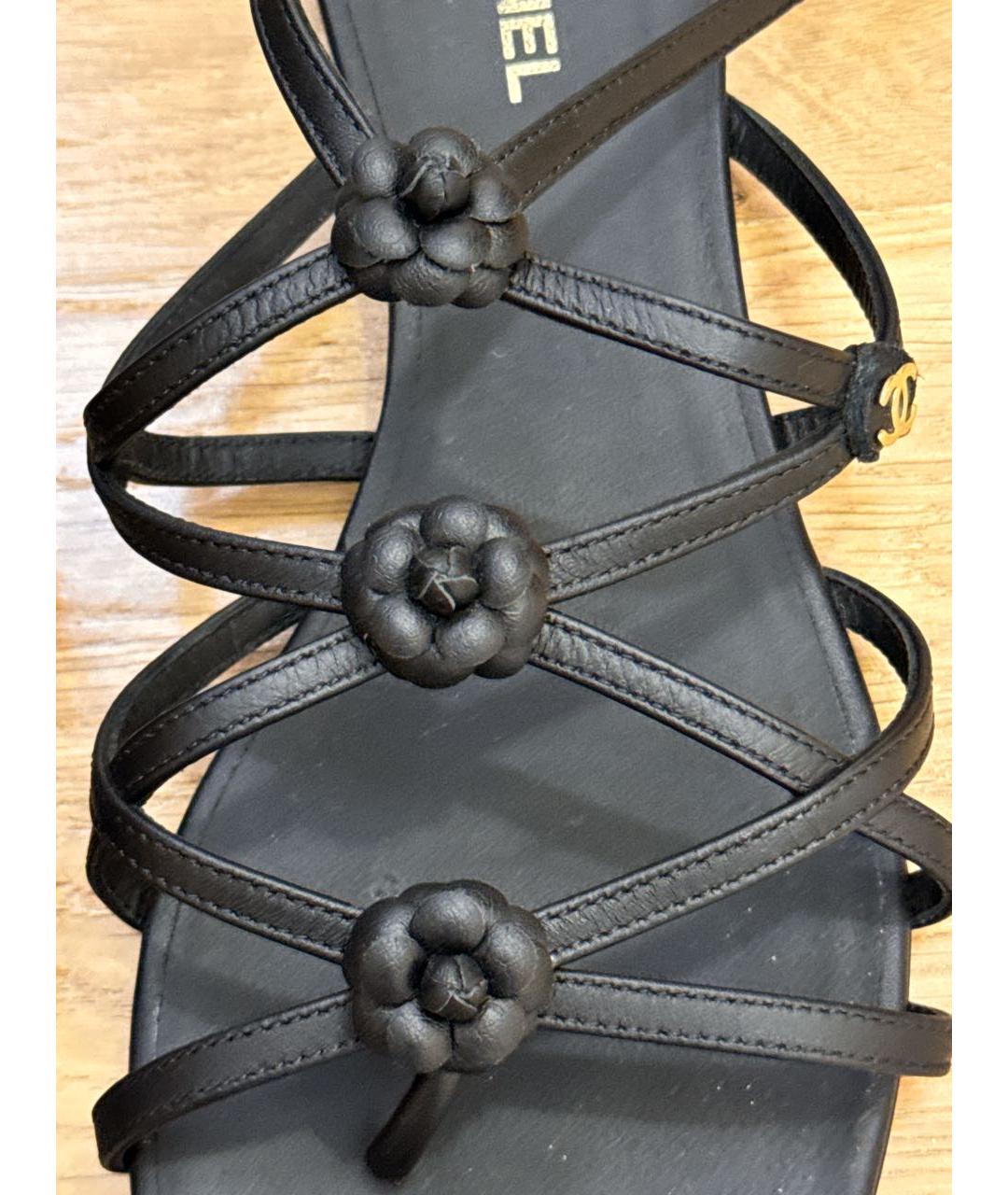 CHANEL Черные кожаные сандалии, фото 4