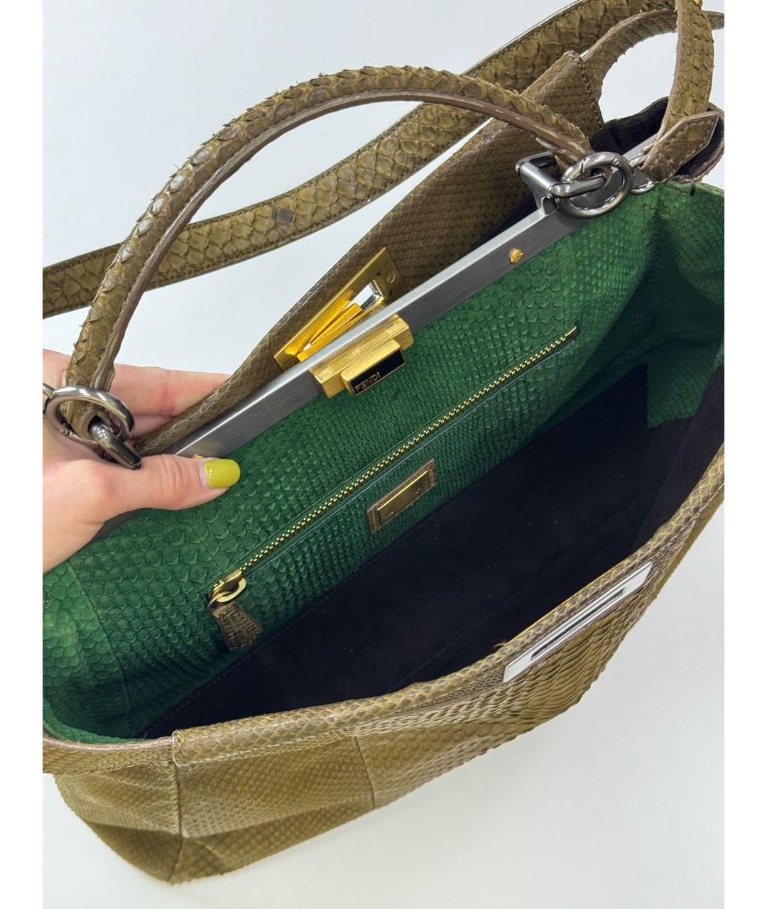 FENDI Хаки сумка с короткими ручками из экзотической кожи, фото 8