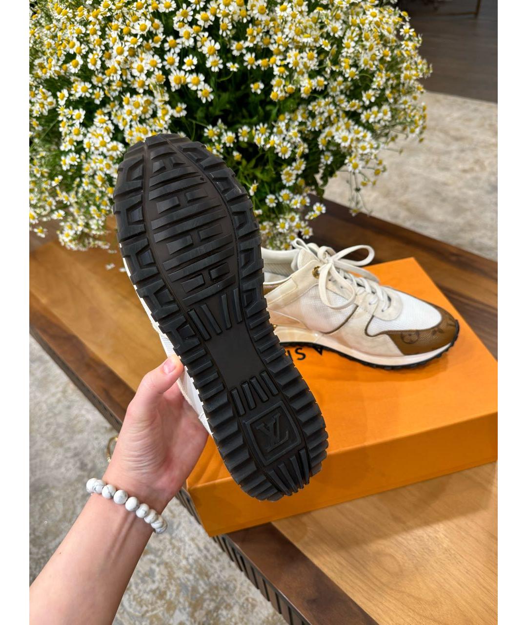 LOUIS VUITTON Бежевые кроссовки, фото 5