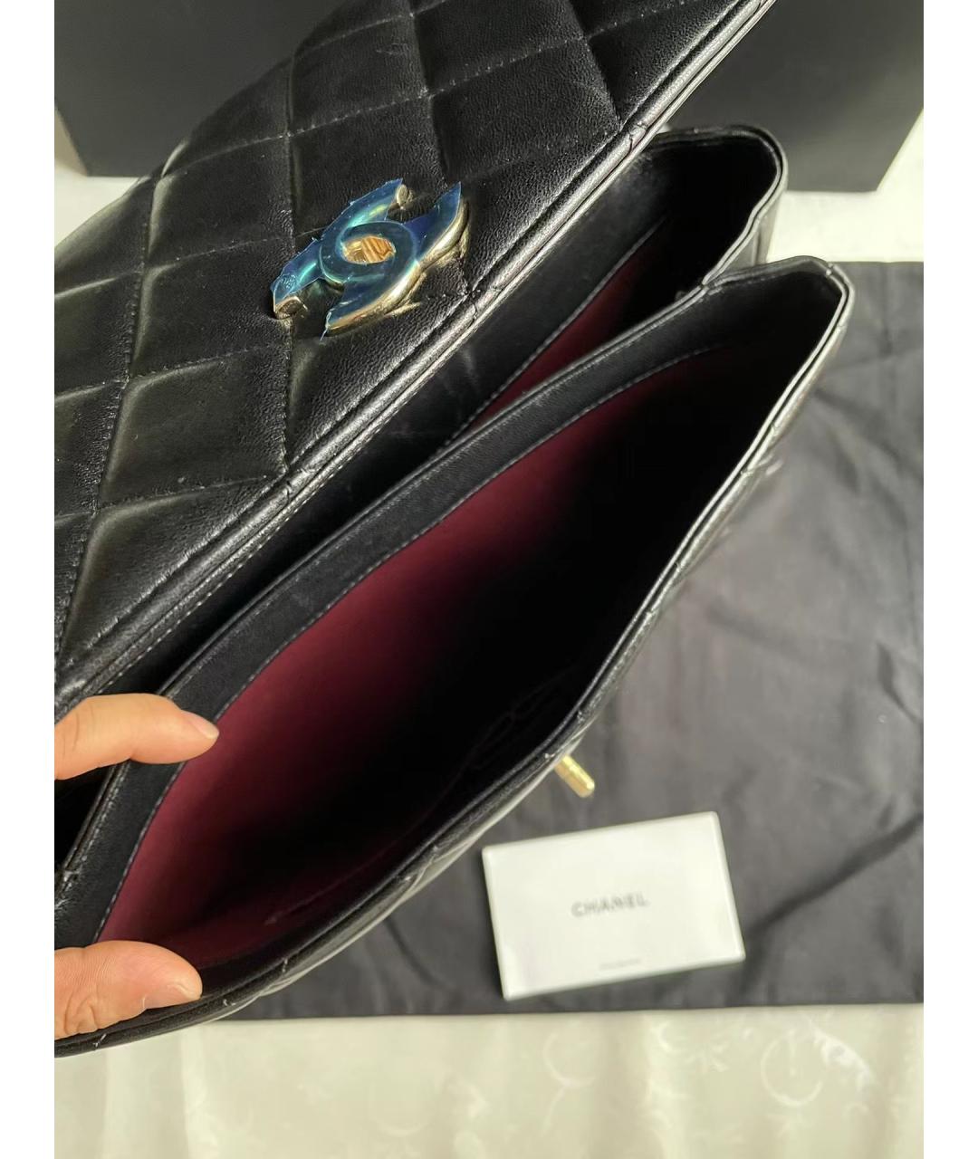 CHANEL Черная кожаная сумка с короткими ручками, фото 6