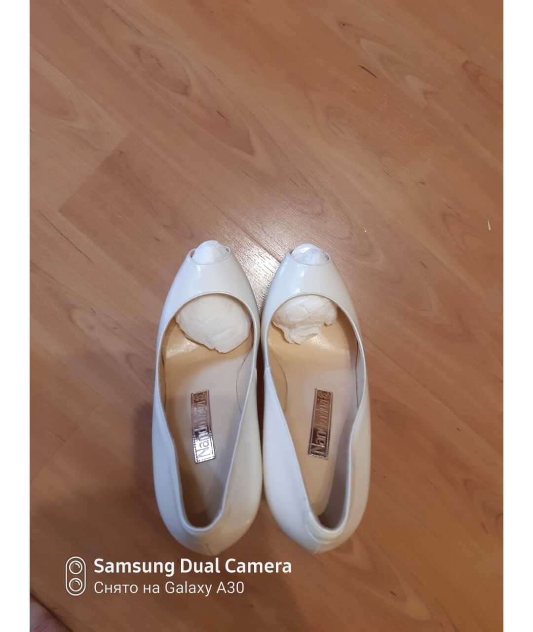 NANDO MUZI Белые туфли из лакированной кожи, фото 3