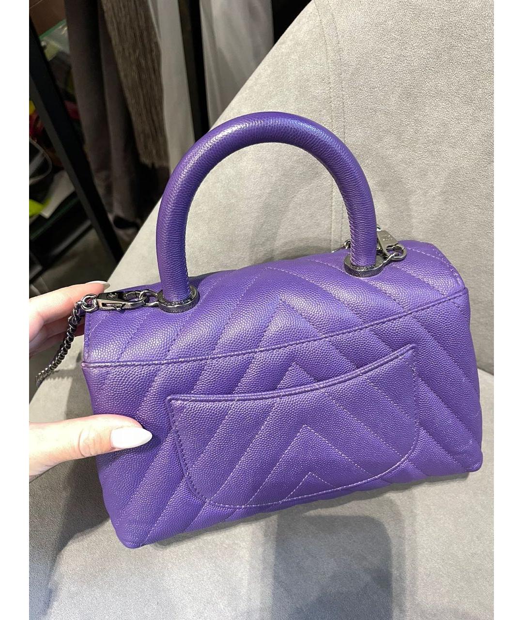 CHANEL Фиолетовая кожаная сумка с короткими ручками, фото 3
