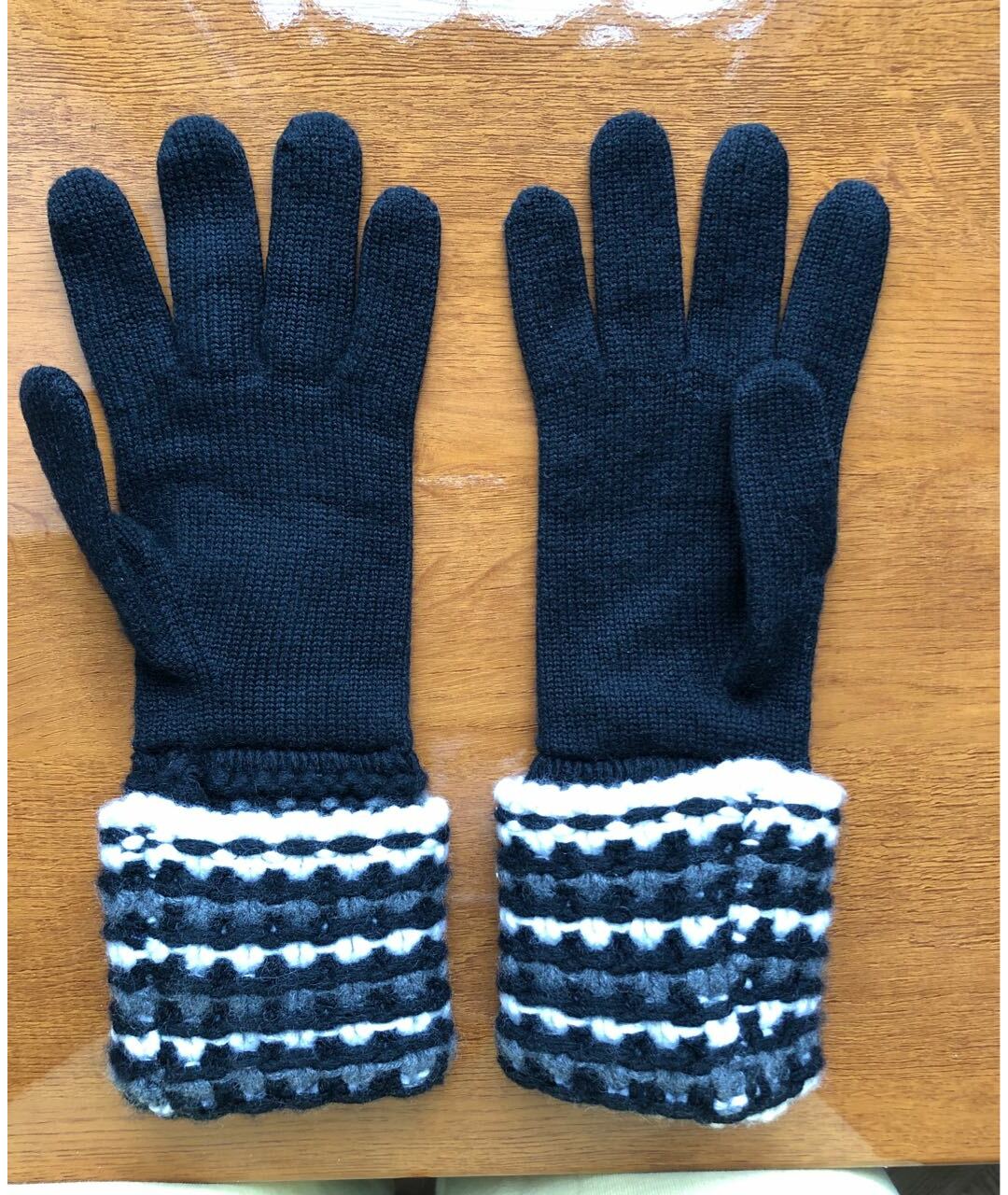 CHANEL PRE-OWNED Черные кашемировые перчатки, фото 2