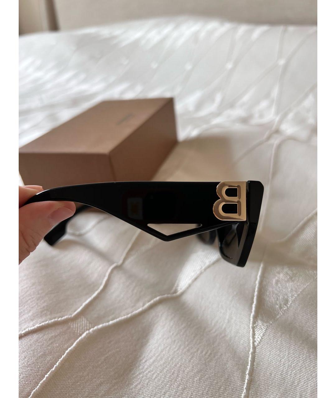 BURBERRY Черные пластиковые солнцезащитные очки, фото 4