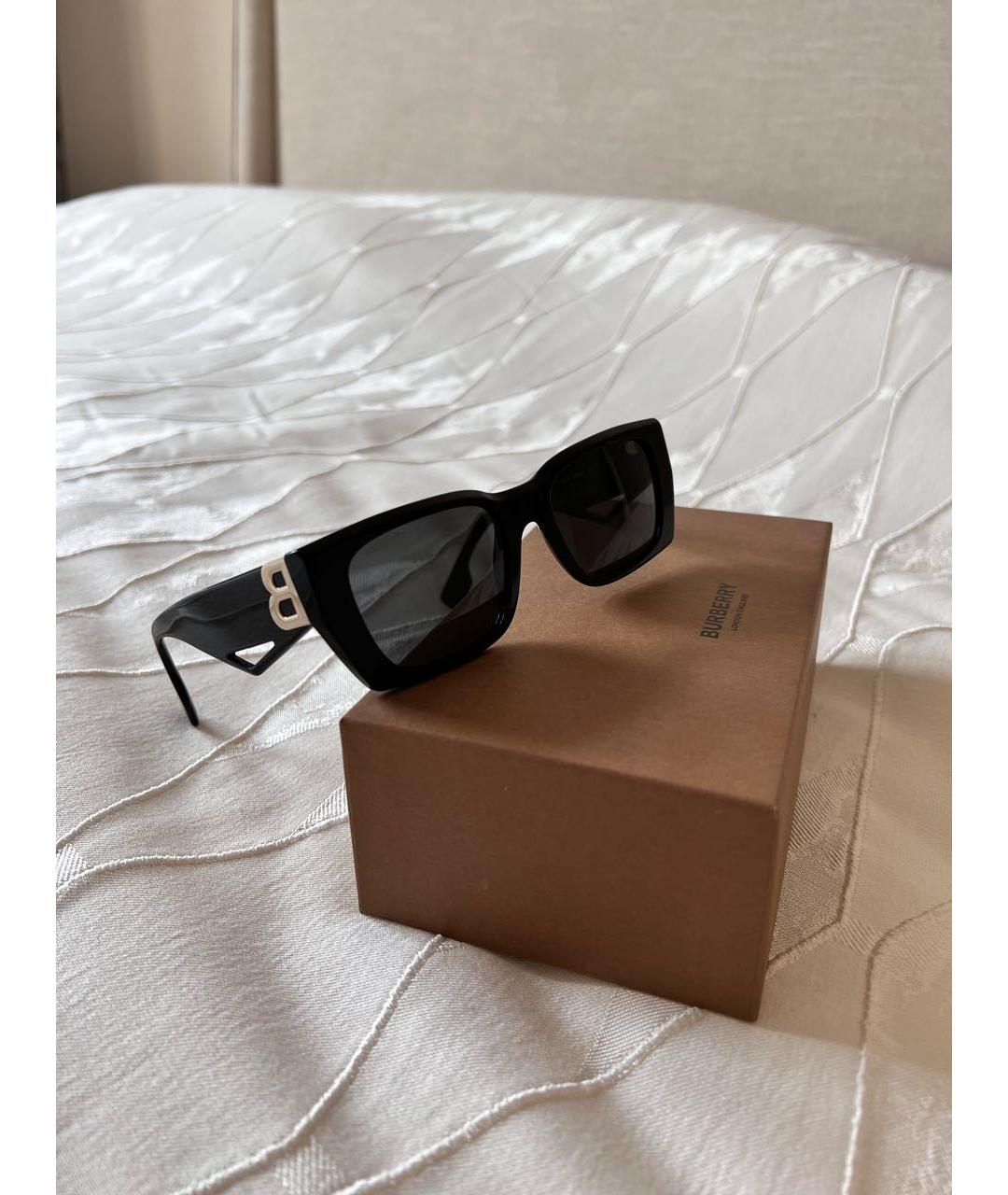 BURBERRY Черные пластиковые солнцезащитные очки, фото 2