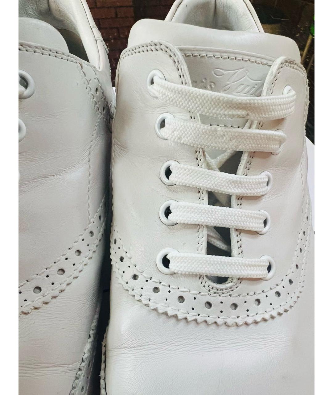 LOUIS VUITTON Белые кожаные низкие кроссовки / кеды, фото 2