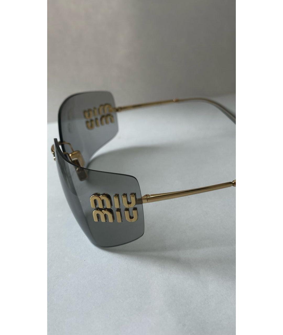 MIU MIU Серые металлические солнцезащитные очки, фото 3