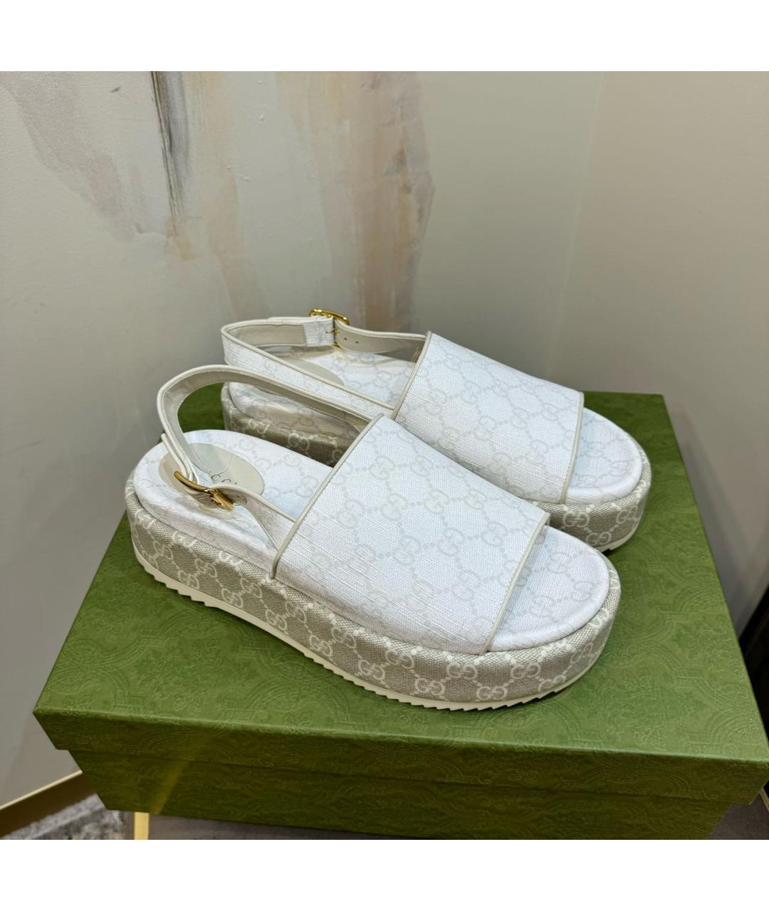 GUCCI Бежевые кожаные сандалии, фото 4