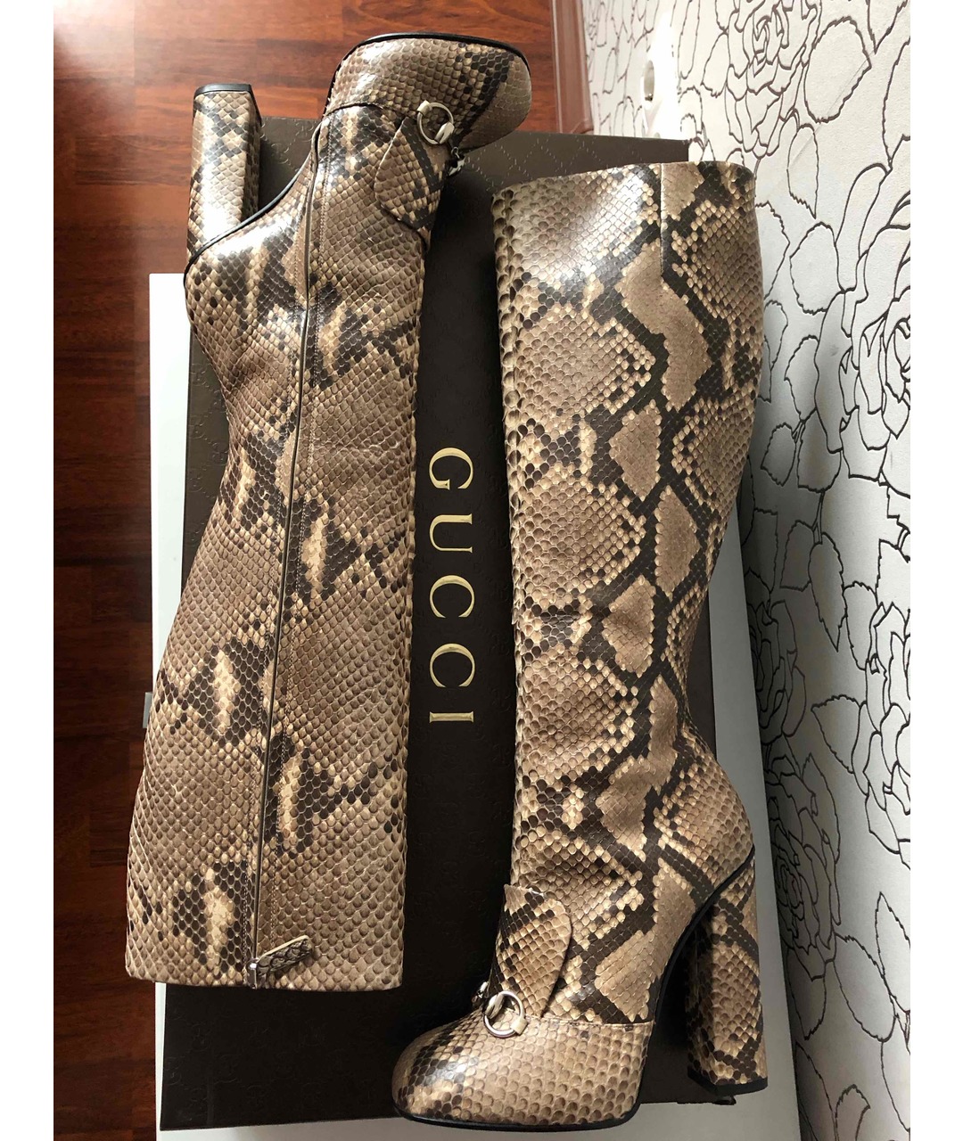 Сапоги Gucci кожа питон