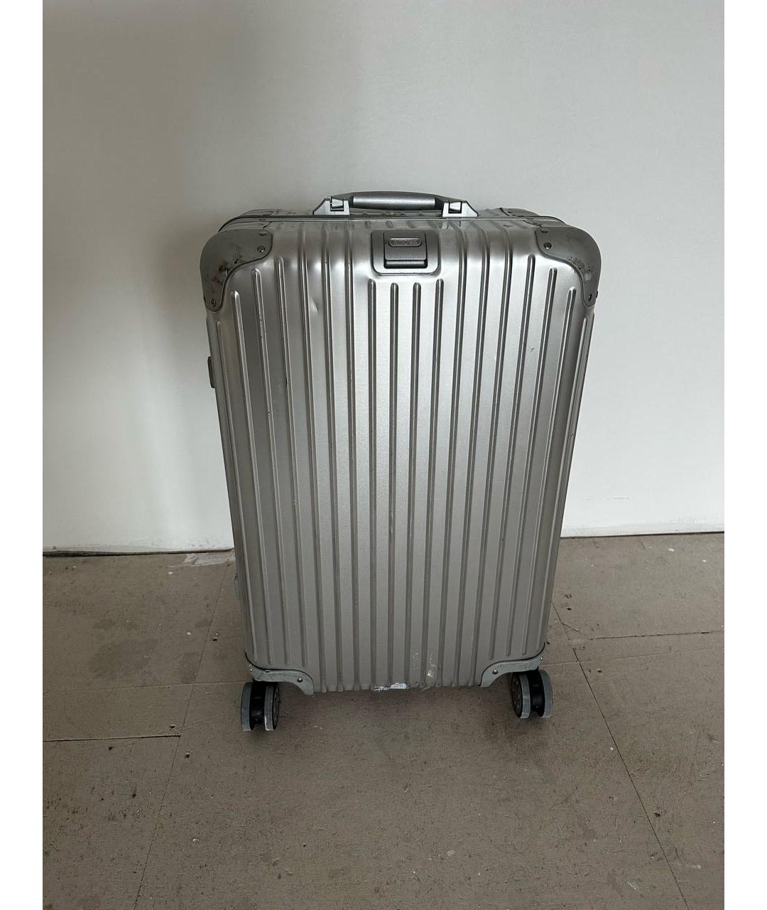 Rimowa Серебрянный чемодан, фото 5