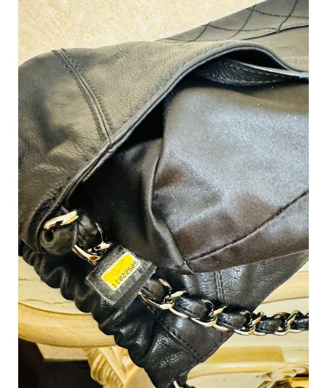 CHANEL Антрацитовая кожаная сумка с короткими ручками, фото 4