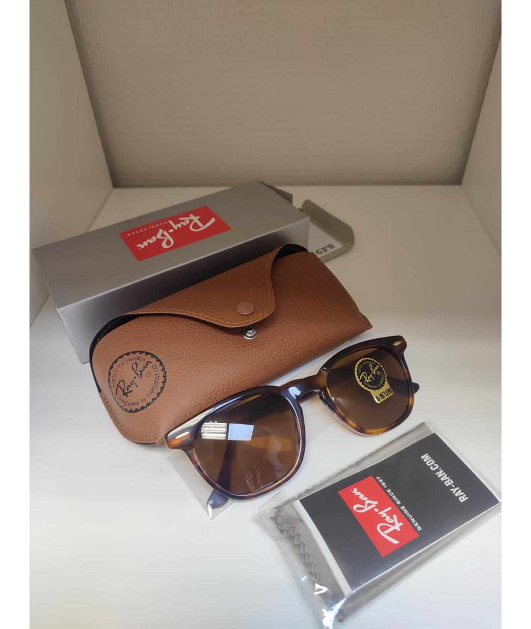 RAY BAN Коричневые пластиковые солнцезащитные очки, фото 4