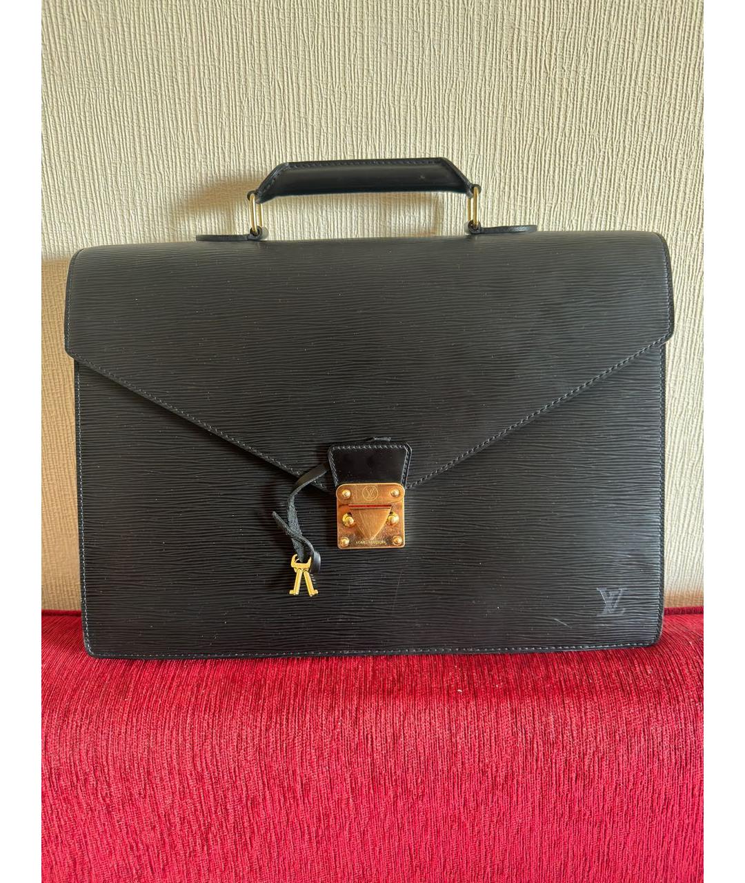 LOUIS VUITTON Черный кожаный портфель, фото 5