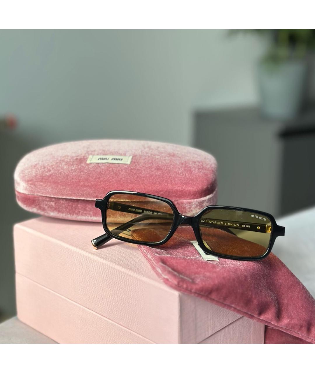 MIU MIU Коричневые пластиковые солнцезащитные очки, фото 4