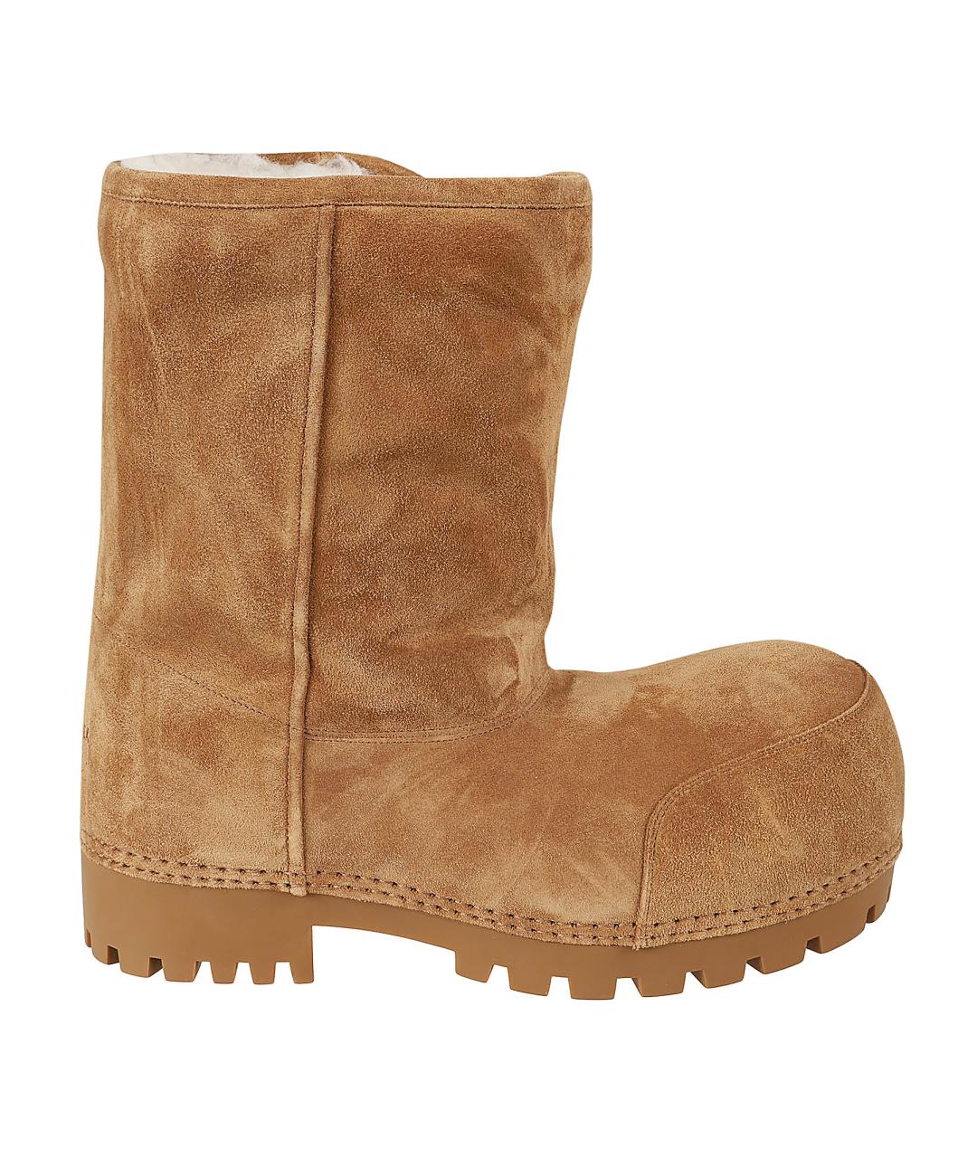 

Высокие ботинки