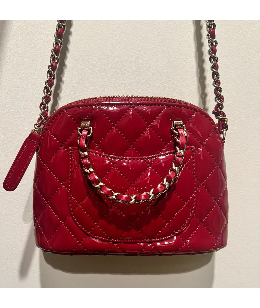 CHANEL Красная сумка через плечо из лакированной кожи, фото 3