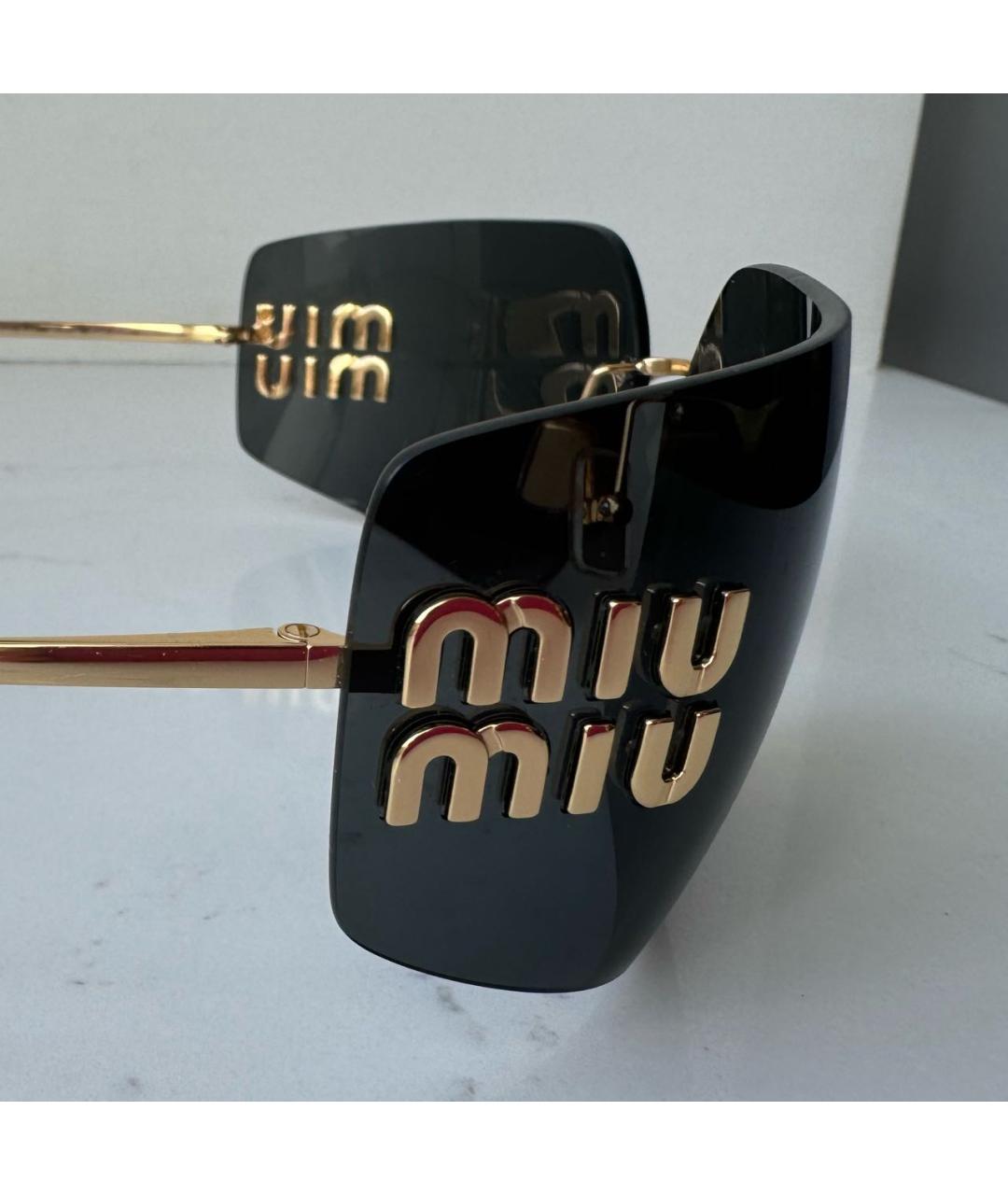 MIU MIU Антрацитовые солнцезащитные очки, фото 3