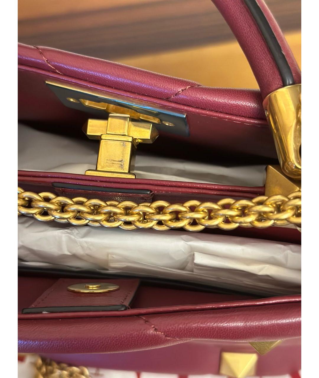 VALENTINO Бордовая кожаная сумка с короткими ручками, фото 4