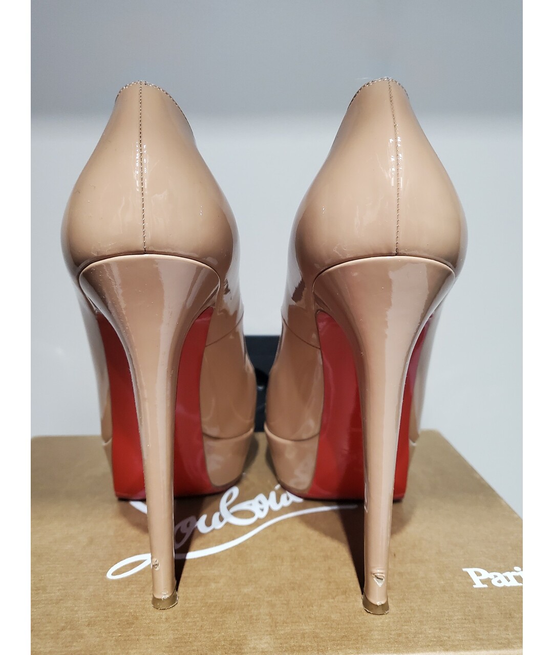 CHRISTIAN LOUBOUTIN Бежевые кожаные туфли, фото 4