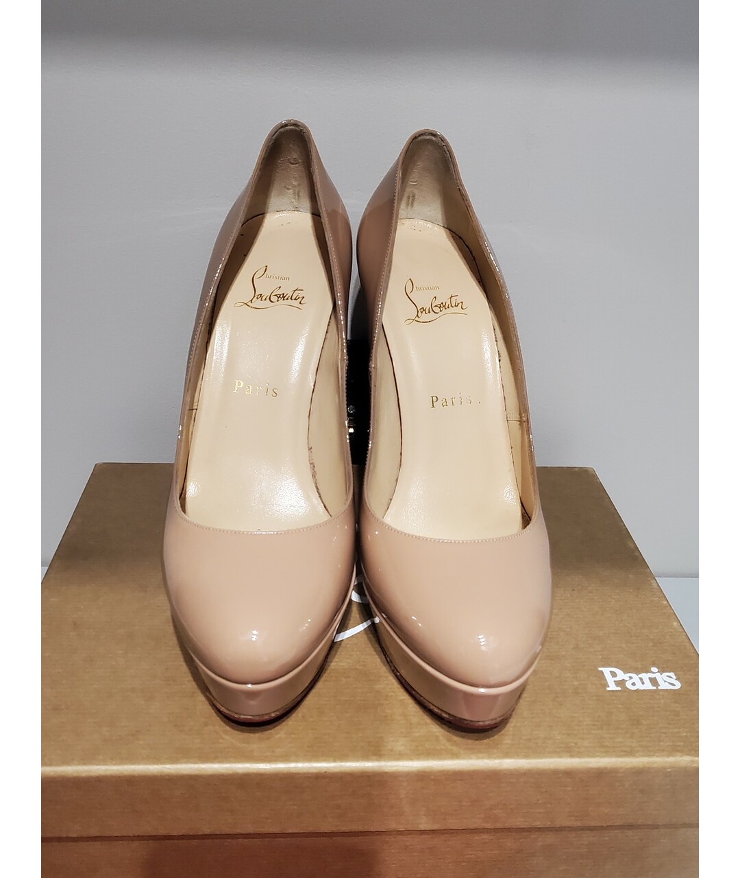 CHRISTIAN LOUBOUTIN Бежевые кожаные туфли, фото 2