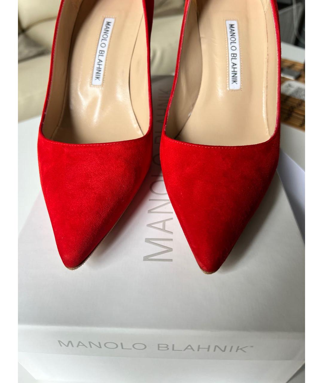 MANOLO BLAHNIK Красные замшевые туфли, фото 3