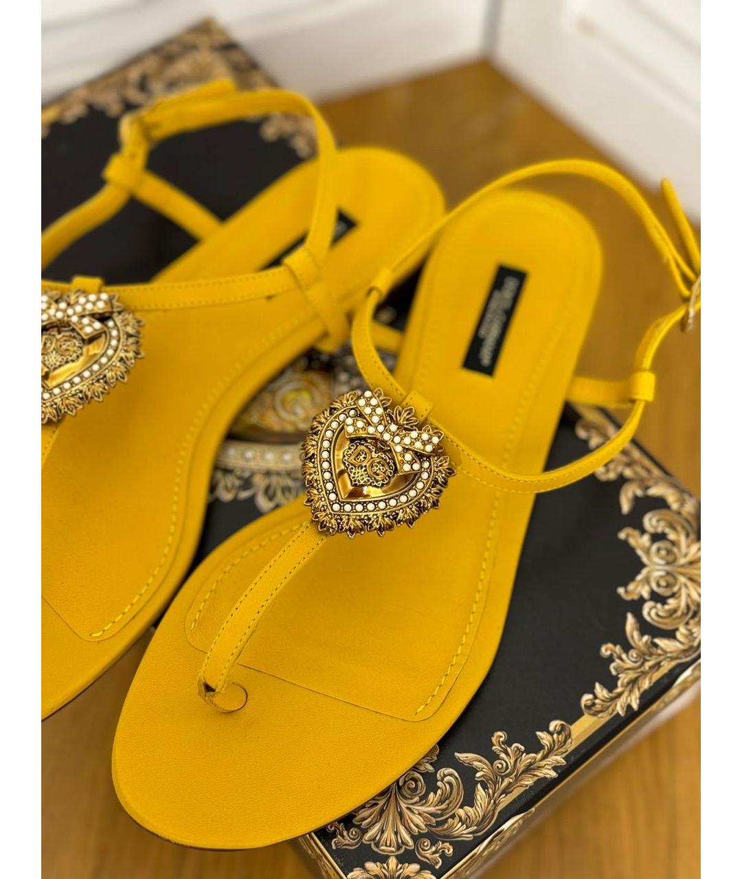 DOLCE&GABBANA Желтые кожаные сандалии, фото 4