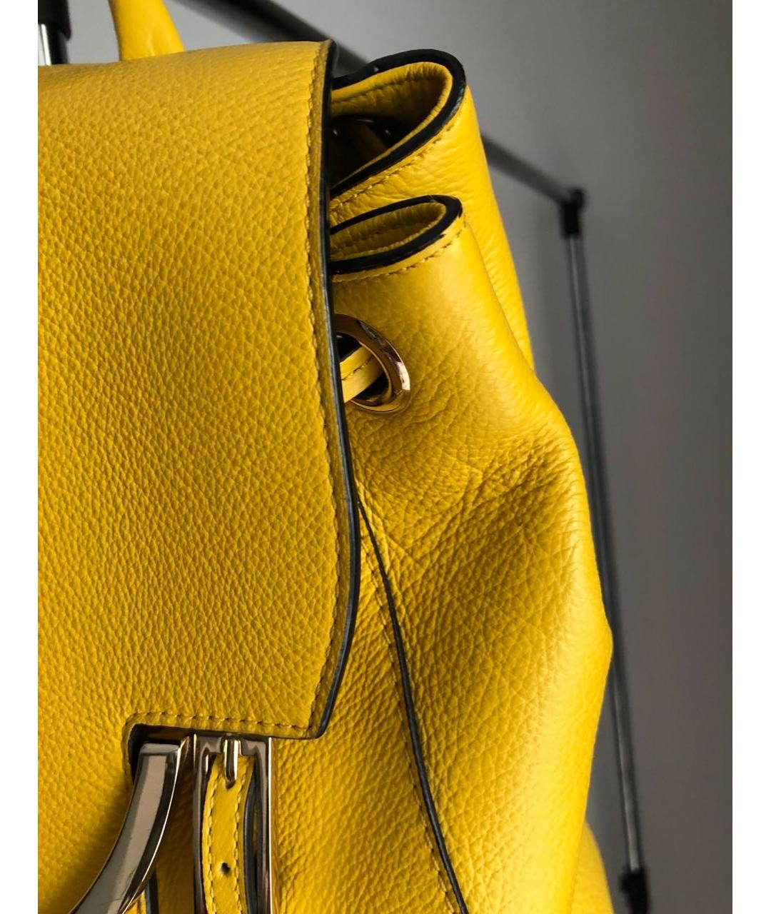 COCCINELLE Желтый кожаный рюкзак, фото 7