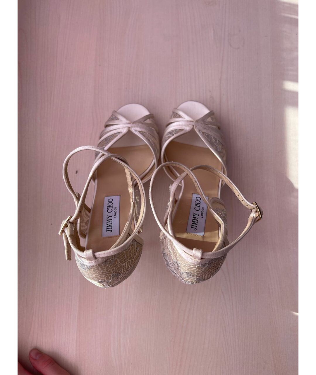 JIMMY CHOO Бежевые текстильные свадебные туфли на среднем каблуке, фото 4