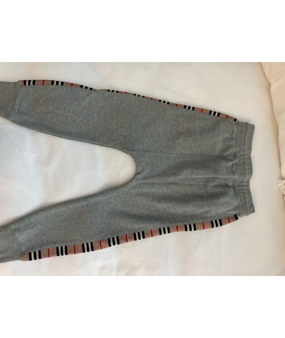 BURBERRY Серые полиэстеровые брюки и шорты, фото 2