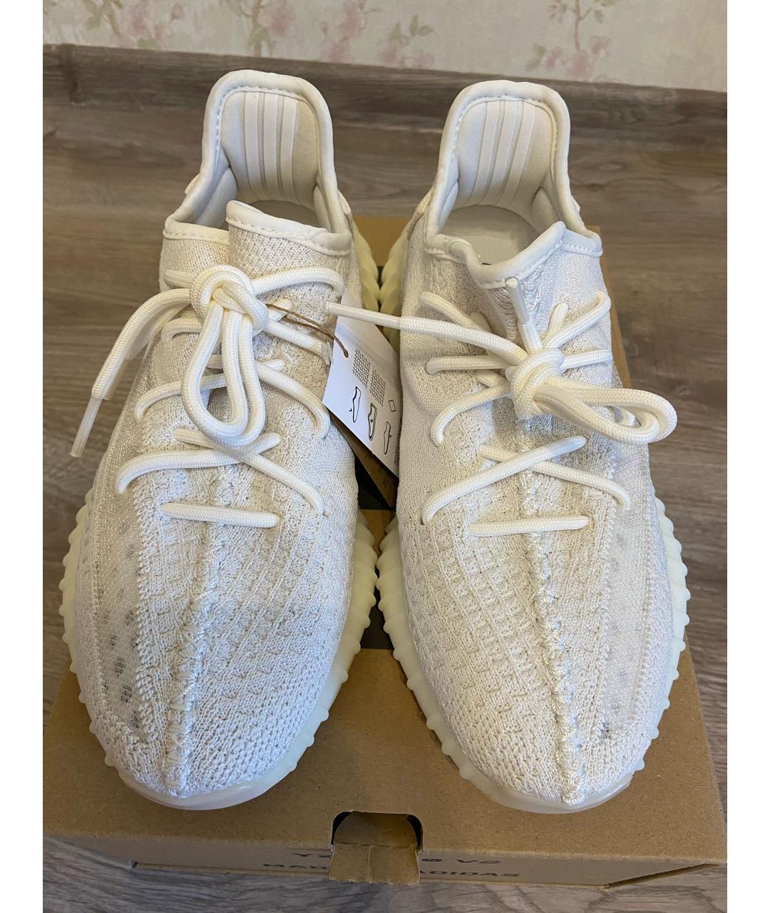 ADIDAS YEEZY Белые текстильные кроссовки, фото 2