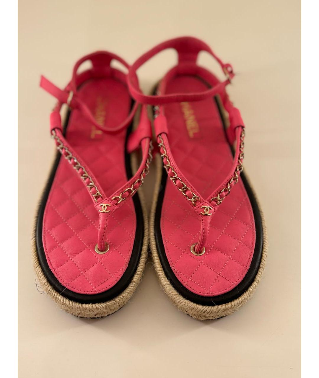 CHANEL Розовые кожаные босоножки, фото 2
