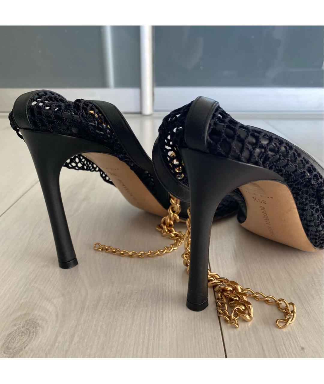 BOTTEGA VENETA Черные кожаные босоножки, фото 4