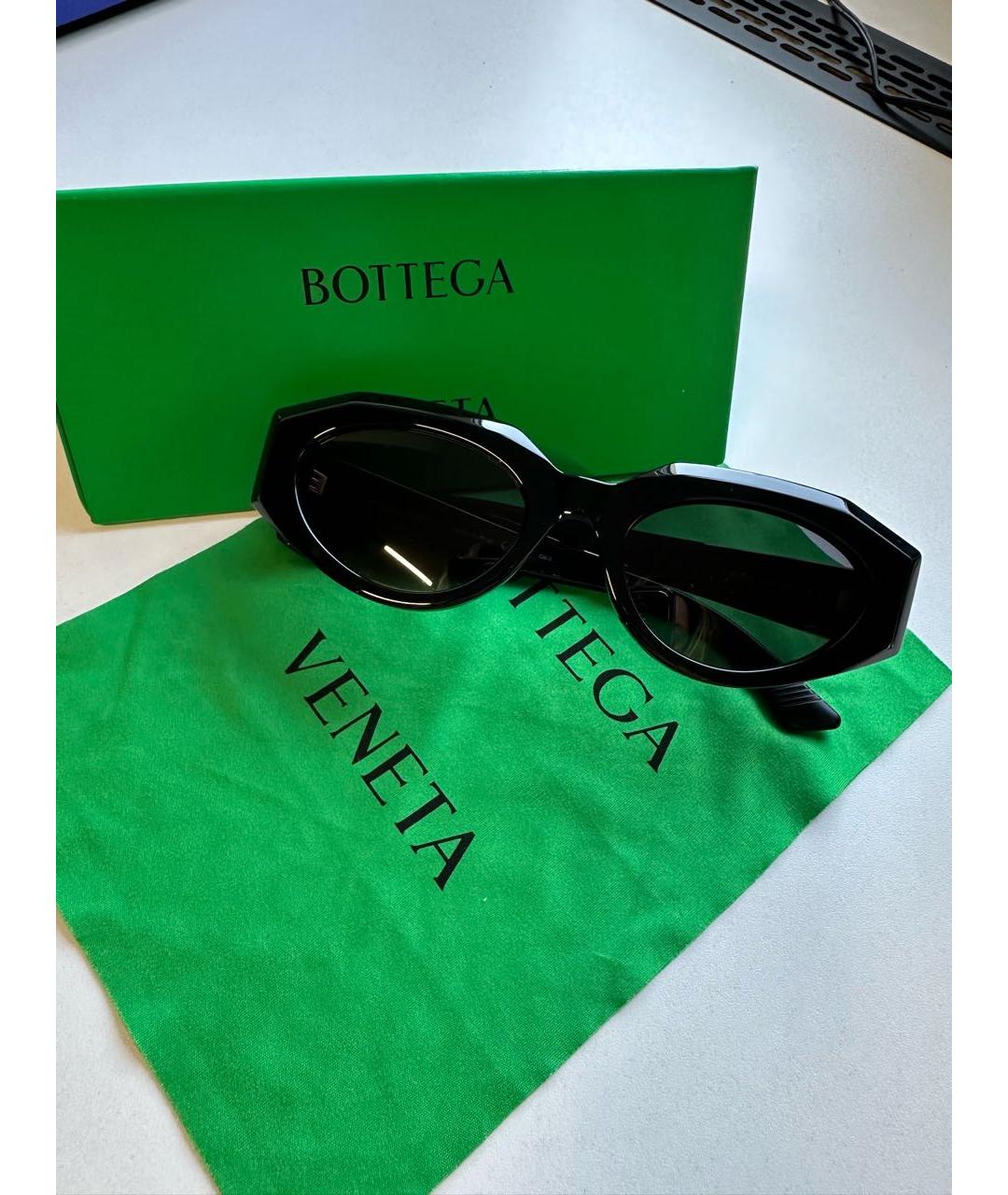 BOTTEGA VENETA Черные пластиковые солнцезащитные очки, фото 4