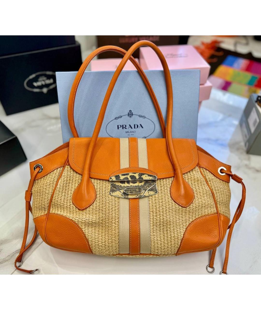 PRADA Оранжевая сумка с короткими ручками, фото 5