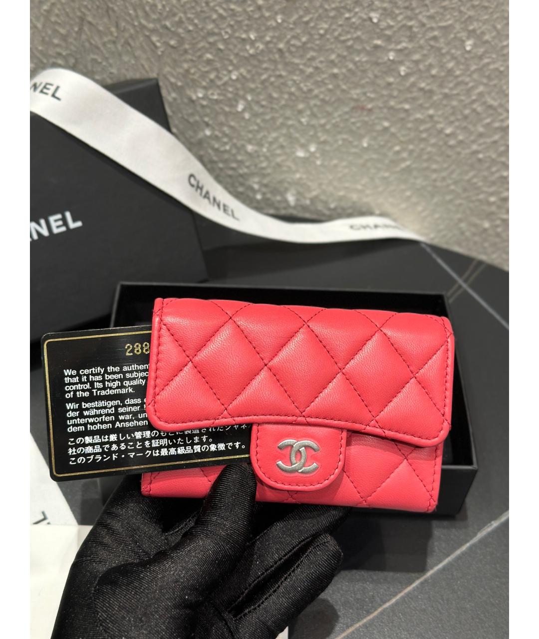 CHANEL Красная кожаная сумка через плечо, фото 3