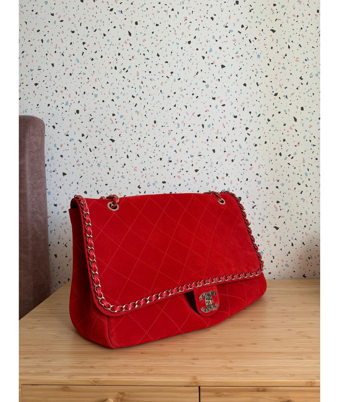 CHANEL Красная замшевая сумка через плечо, фото 2