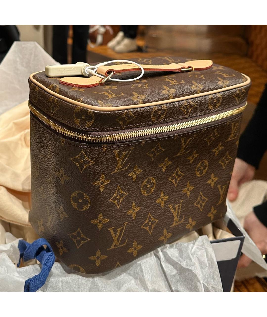 LOUIS VUITTON Коричневая косметичка, фото 5