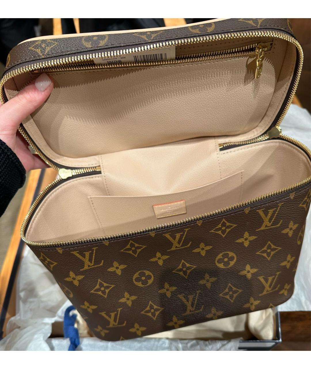 LOUIS VUITTON Коричневая косметичка, фото 4